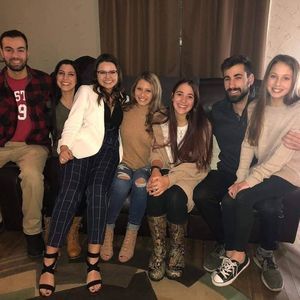 Meet your Posher, Nina